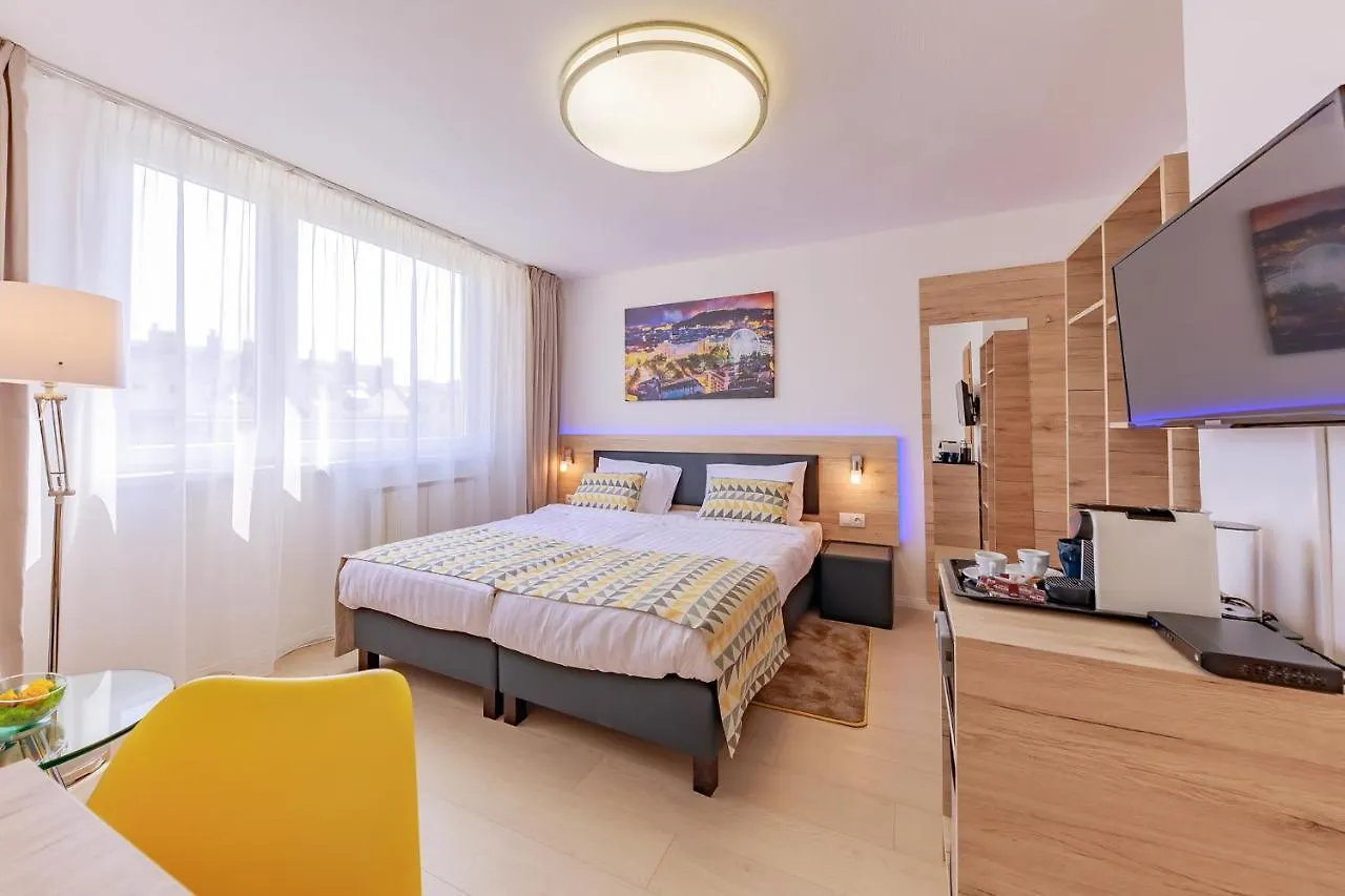Christina Residence Budapest Hotel