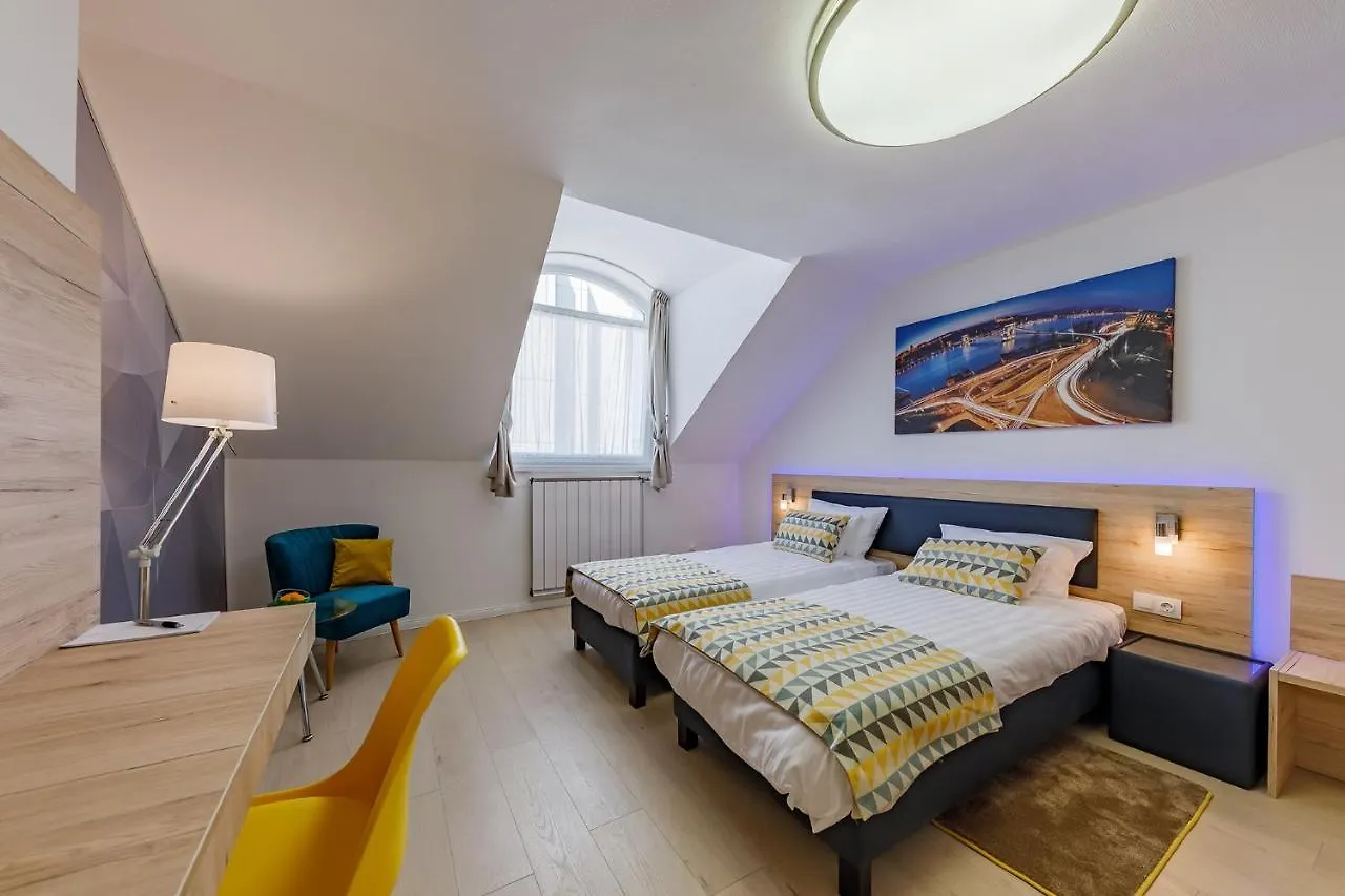 Christina Residence Budapest Hotel